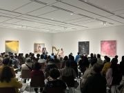 満員の鳥取県立美術館ギャラリートーク＆コンサート