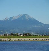 車尾地区から見た大山